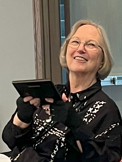 Christine Durham accepts her 50-year plaque